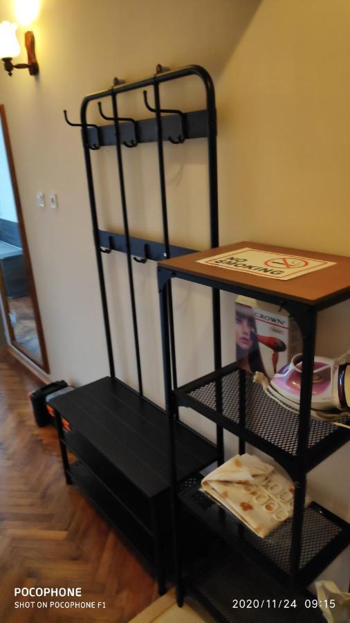 Unique Location Apartment With Parking 부르가스 외부 사진